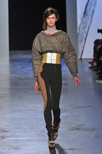 アクネ(ACNE) 2012-13年秋冬ウィメンズコレクション - 斬新かつパワフルに女性の美しさを表現｜写真20