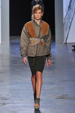 アクネ(ACNE) 2012-13年秋冬ウィメンズコレクション - 斬新かつパワフルに女性の美しさを表現｜写真29