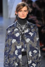 アクネ(ACNE) 2012-13年秋冬ウィメンズコレクション - 斬新かつパワフルに女性の美しさを表現｜写真39