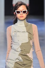 アクネ(ACNE) 2012-13年秋冬ウィメンズコレクション - 斬新かつパワフルに女性の美しさを表現｜写真41