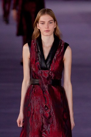 クリストファー ケイン 2012-13年秋冬コレクション - ミステリアスな美しさを放つダークな世界｜写真48