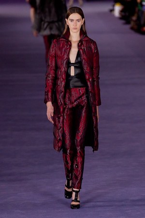 クリストファー ケイン 2012-13年秋冬コレクション - ミステリアスな美しさを放つダークな世界｜写真49
