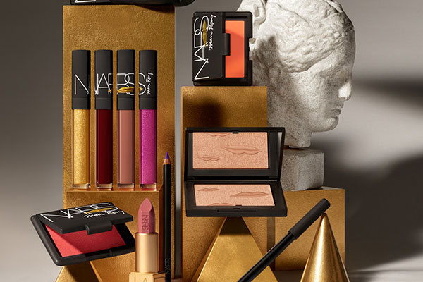タンジェリン｜NARSのクリスマス限定コスメ - 光と色のベールを纏うリップやブラッシュ、米アーティストのコラボ