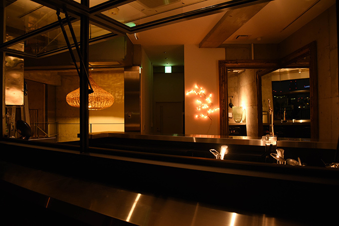 原宿「Ones by Sosu」ルーフトップレストラン＆バー開店、原宿の夜景とともに食事を楽しむ｜写真12