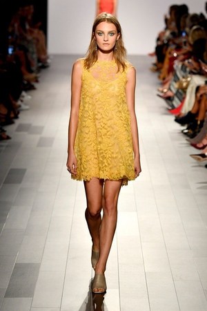 タダシ ショージ(TADASHI SHOJI) 2018年春夏ウィメンズコレクション  - 写真15