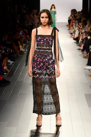 タダシ ショージ(TADASHI SHOJI) 2018年春夏ウィメンズコレクション  - 写真30