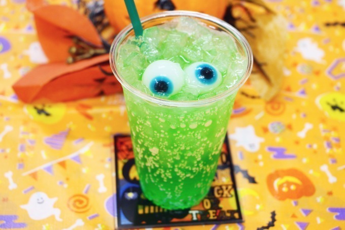 リサとガスパール｜富士急ハイランドのハロウィン、戦慄迷宮の亡霊パレードや限定メニュー - 仮装で入園料が無料に