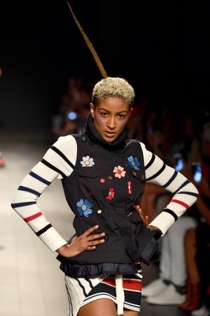 デシグアル(Desigual) 2018年春夏ウィメンズコレクション  - 写真19