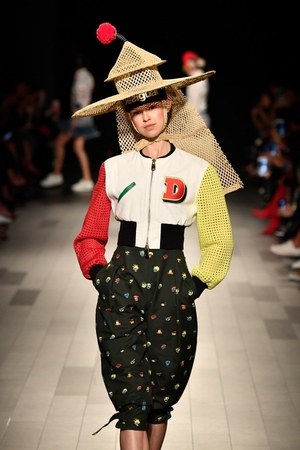 デシグアル(Desigual) 2018年春夏ウィメンズコレクション  - 写真33