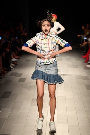 デシグアル(Desigual) 2018年春夏ウィメンズコレクション  - 写真35