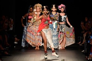 デシグアル(Desigual) 2018年春夏ウィメンズコレクション  - 写真61