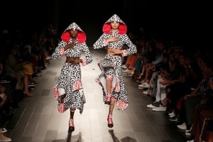 デシグアル(Desigual) 2018年春夏ウィメンズコレクション  - 写真82