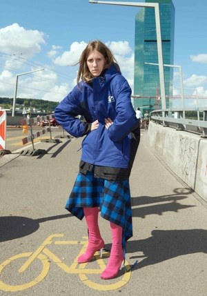 ヴェトモン(VETEMENTS) 2018年春夏ウィメンズ&メンズコレクション  - 写真2