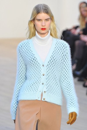 プリングル オブ スコットランド 2012-13年秋冬コレクション - ウェアラブルかつシックなニットスタイル｜写真17