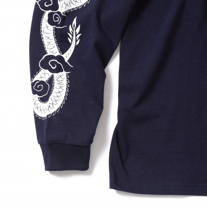 ビームス×アシックスタイガー×ミタスニーカーズのコラボスニーカー、スカジャンから着想した龍の刺繍｜写真25