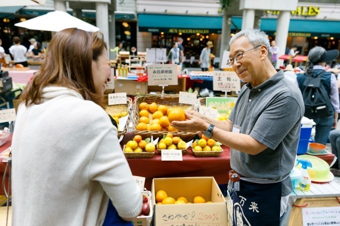 アークヒルズ“つくり手に会える”マルシェ8周年、40以上の農家から新鮮な果物や野菜が集結｜写真5