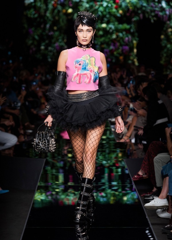 モスキーノ(MOSCHINO) 2018年春夏ウィメンズコレクション  - 写真2