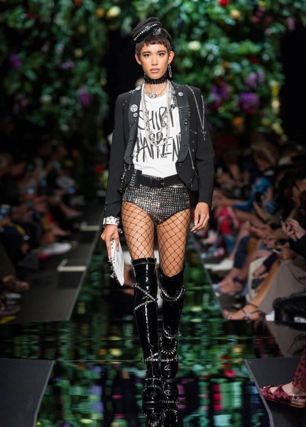 モスキーノ(MOSCHINO) 2018年春夏ウィメンズコレクション  - 写真31