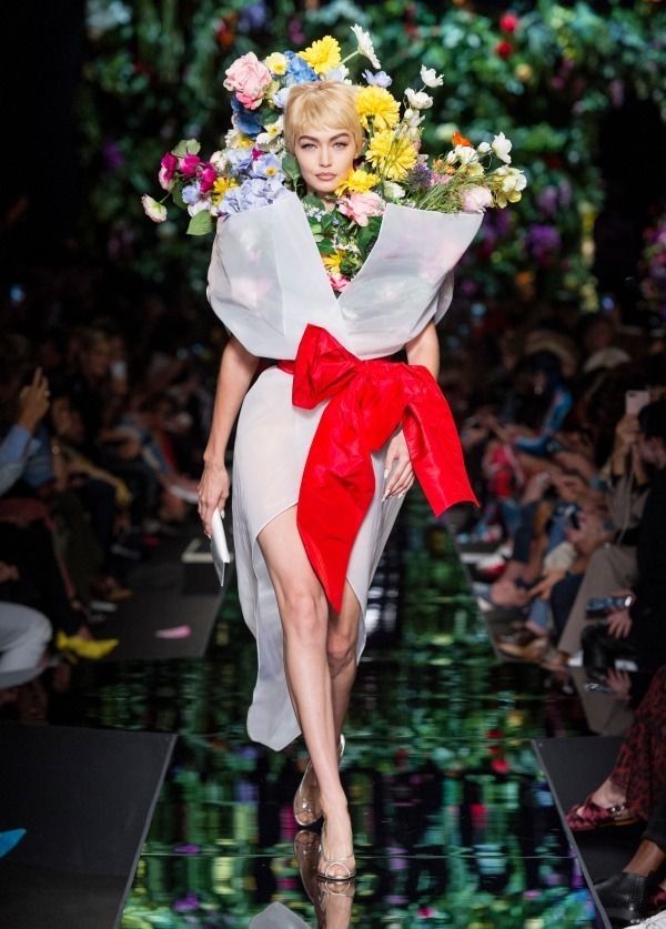 モスキーノ(MOSCHINO) 2018年春夏ウィメンズコレクション  - 写真52