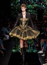 モスキーノ 2018年春夏コレクション  - 春が来た、花が咲いた｜写真17