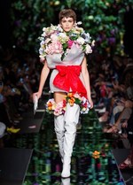 モスキーノ 2018年春夏コレクション  - 春が来た、花が咲いた｜写真51