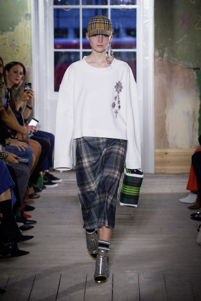 バーバリー(BURBERRY) 2018年秋ウィメンズ&メンズコレクション バーバリー(BURBERRY) 2018年秋ウィメンズ&メンズコレクション