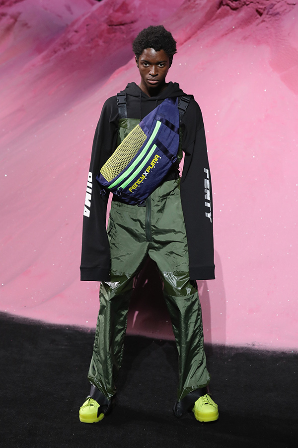 フェンティ プーマ バイ リアーナ(FENTY PUMA by Rihanna) 2018年春夏ウィメンズ&メンズコレクション  - 写真24