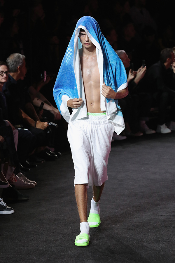 フェンティ プーマ バイ リアーナ(FENTY PUMA by Rihanna) 2018年春夏ウィメンズ&メンズコレクション  - 写真56