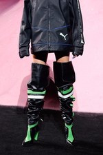 フェンティ プーマ バイ リアーナ 2018年春夏コレクション - サーフ×モータースポーツ｜写真82