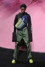 フェンティ プーマ バイ リアーナ 2018年春夏コレクション - サーフ×モータースポーツ｜写真24