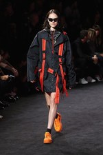 フェンティ プーマ バイ リアーナ 2018年春夏コレクション - サーフ×モータースポーツ｜写真55