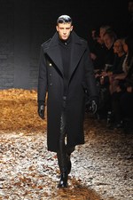 McQ 2012-13年秋冬コレクション - マックイーンのスピリットを継承したスペクタクルショー｜写真32