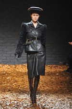McQ 2012-13年秋冬コレクション - マックイーンのスピリットを継承したスペクタクルショー｜写真37