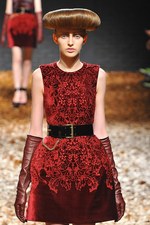 McQ 2012-13年秋冬コレクション - マックイーンのスピリットを継承したスペクタクルショー｜写真43