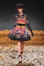 McQ 2012-13年秋冬コレクション - マックイーンのスピリットを継承したスペクタクルショー｜写真51