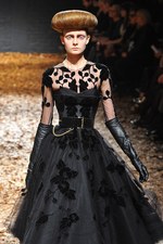McQ 2012-13年秋冬コレクション - マックイーンのスピリットを継承したスペクタクルショー｜写真59