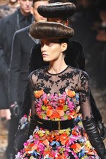 McQ 2012-13年秋冬コレクション - マックイーンのスピリットを継承したスペクタクルショー｜写真65