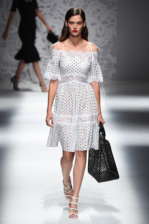 ブルマリン(Blumarine) 2018年春夏ウィメンズコレクション