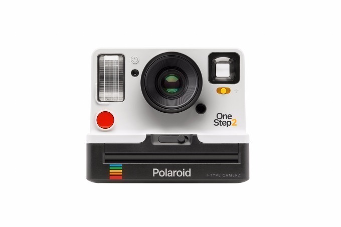 ポラロイドONE  インスタントカメラ Amazon | Polaroid One600 Classic インスタントカメラ