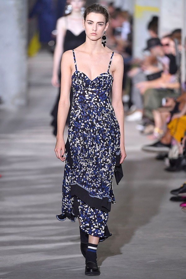 3.1 フィリップ リム(3.1 Phillip Lim) 2018年春夏ウィメンズコレクション  - 写真32