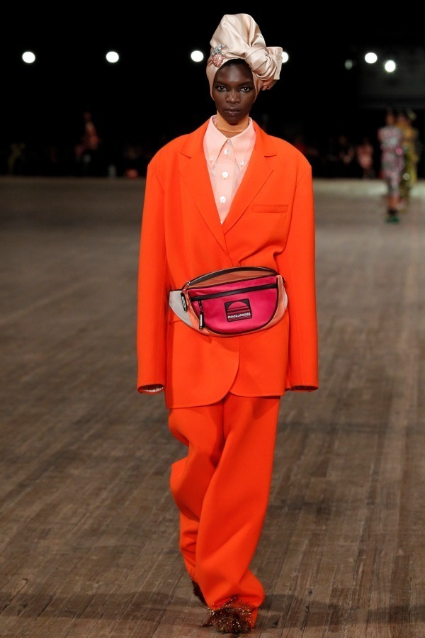 マーク ジェイコブス(MARC JACOBS) 2018年春夏ウィメンズコレクション  - 写真1