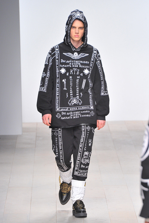 ケーティーゼット(KTZ) 2012-13年秋冬 ウィメンズ&メンズコレクション シルエット - 写真41
