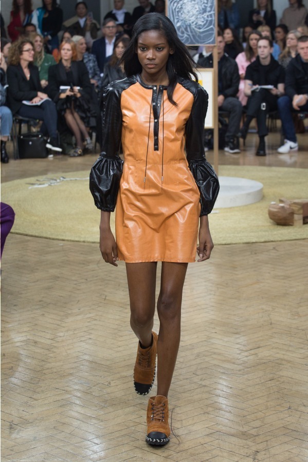 JW アンダーソン(JW Anderson) 2018年春夏ウィメンズコレクション  - 写真31