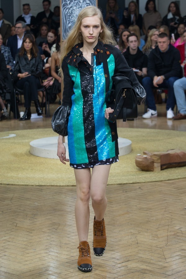 JW アンダーソン(JW Anderson) 2018年春夏ウィメンズコレクション  - 写真33