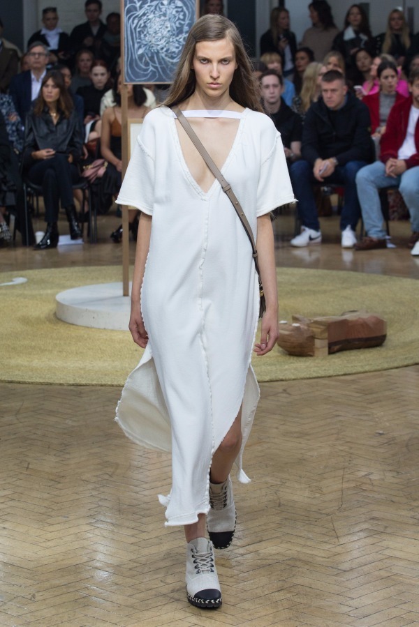 JW アンダーソン(JW Anderson) 2018年春夏ウィメンズコレクション  - 写真36