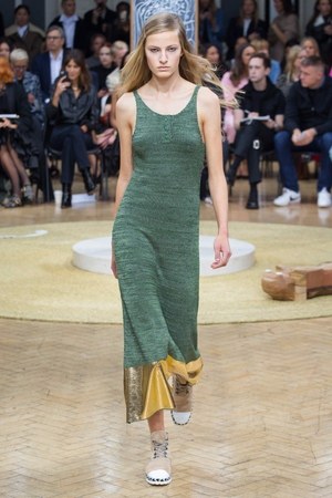 JW アンダーソン(JW Anderson) 2018年春夏ウィメンズコレクション  - 写真1