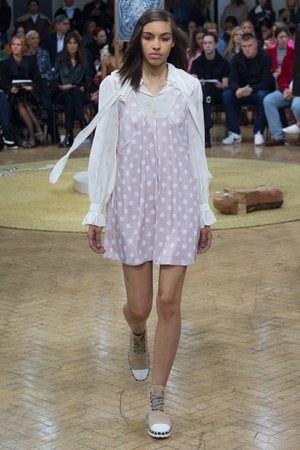 JW アンダーソン(JW Anderson) 2018年春夏ウィメンズコレクション  - 写真25