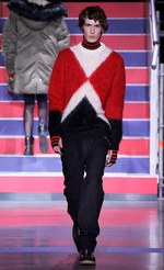 トミー ヒルフィガー 2017年秋コレクション、ジジとのコラボ第3弾 - 英国が舞台のロックサーカス｜写真31