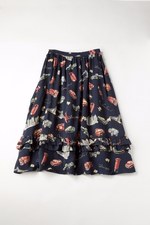 ジェーンマープルドンルサロン、“古き良きロンドン”のレトロなオールドカー・バスプリントのドレス｜写真16