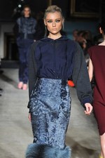 ロクサンダ イリンチック 2012-13年秋冬コレクション - エレガンスに包まれたスポーティースタイル｜写真11